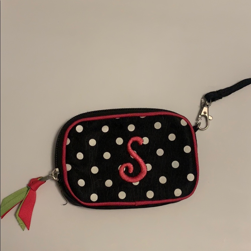 Initial change purse